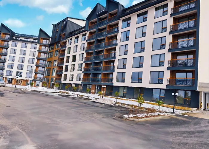 Harmony, Hill A85 アパート *