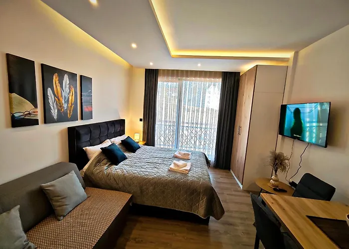 Harmony, Hill A85 アパート