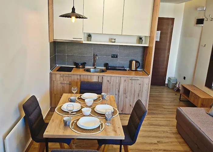 Harmony, Hill A85 アパート コパオニク