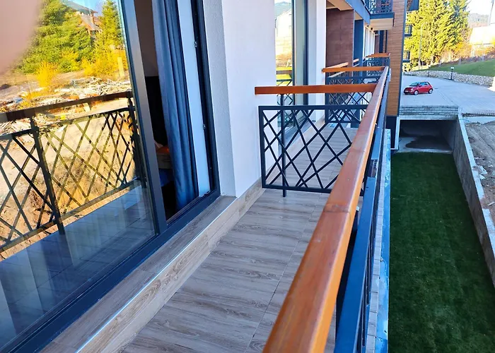 Harmony, Hill A85 アパート コパオニク