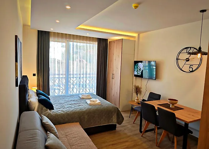 Harmony, Hill A85 アパート *