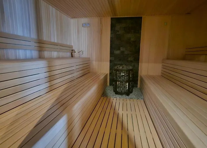 Harmony, Hill A85 アパート コパオニク